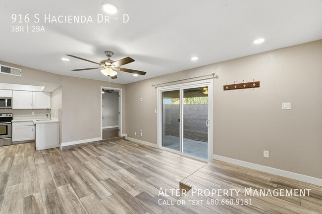 Building Photo - 916 S Hacienda Dr