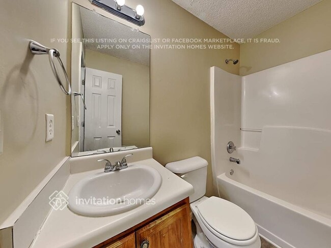 Building Photo - 6716 Delaware Bend