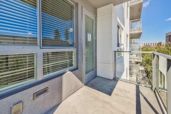 Building Photo - 4040 Twain Ave