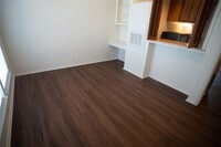 Building Photo - 3000 Guadalupe St