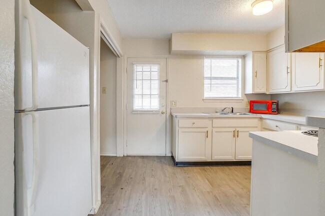 Building Photo - 2602 NW 21st St