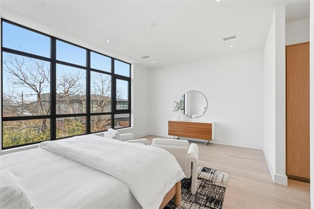 Building Photo - 6801 Tyree St