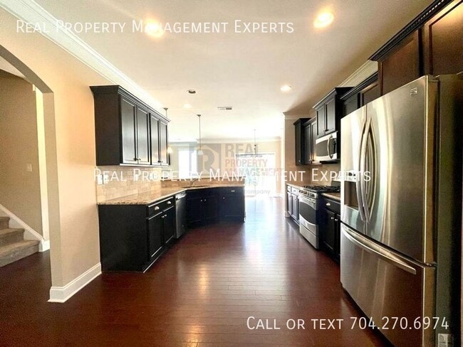 Building Photo - 3233 Elyse Manor Ct