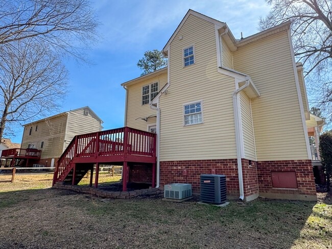 Building Photo - 24502 Lake Dr