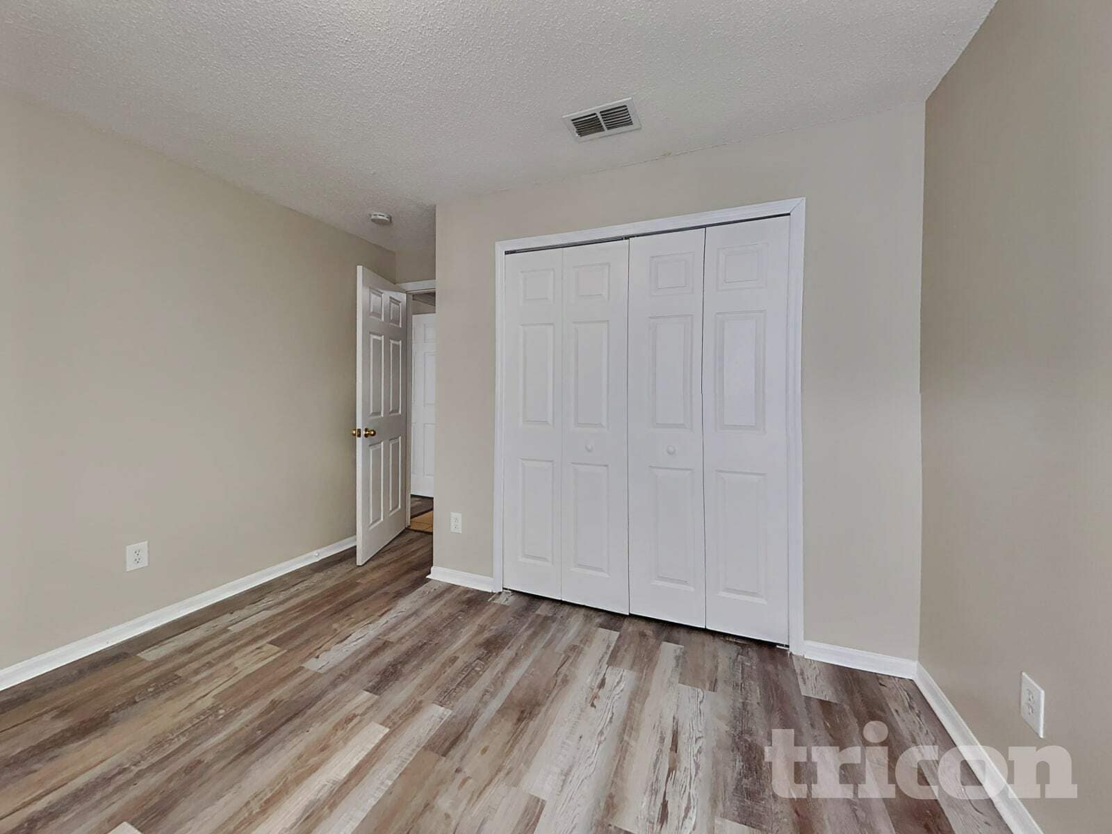 Building Photo - 910 Albertville Ct