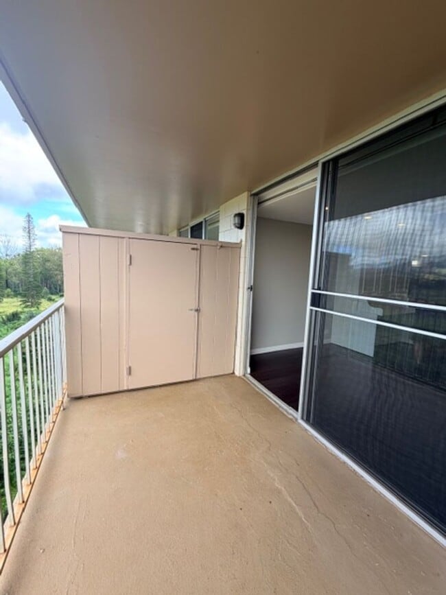 Building Photo - Renovated Studio at Kemoo by the Lake Ft Shafter/Scholfield Barracks