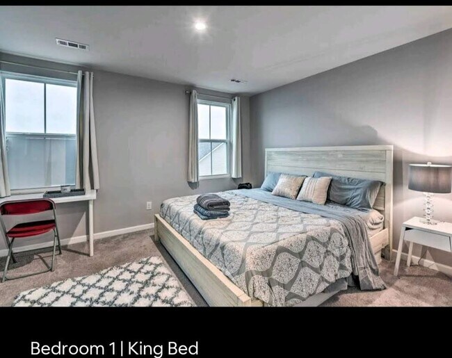 Building Photo - 1261 Havenbrook Dr