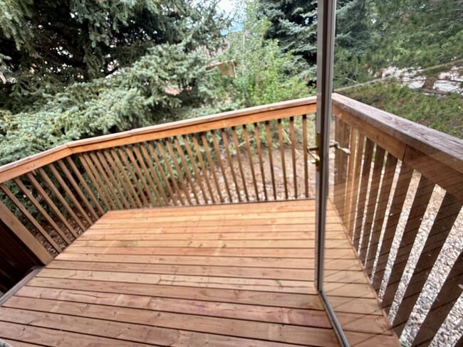 Building Photo - Beautifully Updated 5 Bedroom Rockrimmon Ranch Home Backing to Open Space