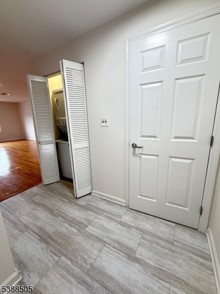 Building Photo - 53 W Palisade Ave