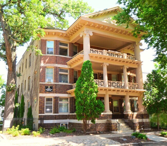 Building Photo - The Cathedral Lofts