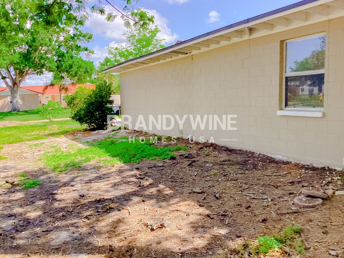 Building Photo - 7236 Darien Way