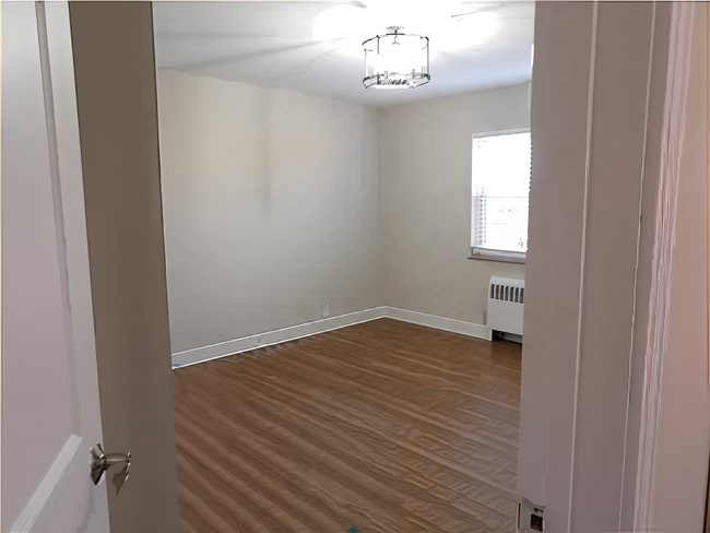 Building Photo - 215 S Ft Thomas Ave