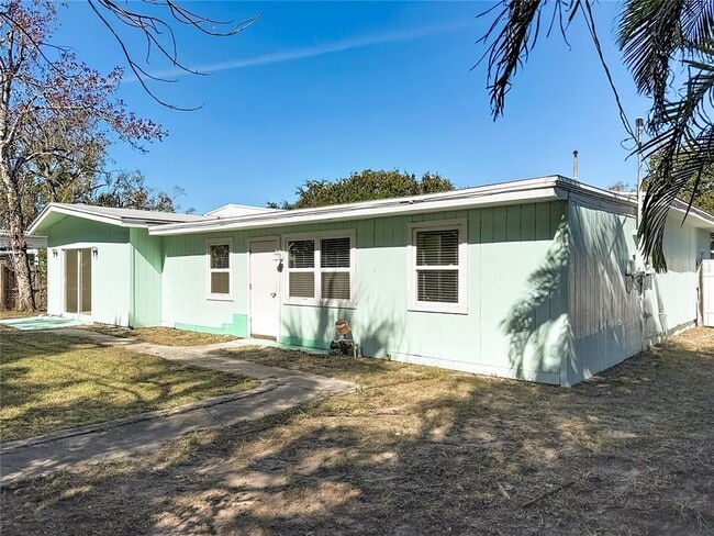 Building Photo - 7250 12th Ave N