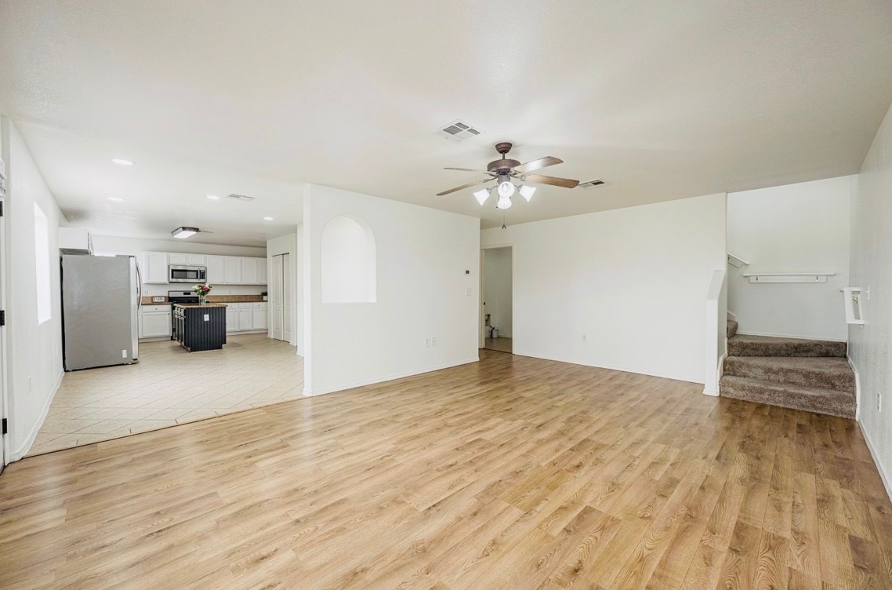 Building Photo - 3640 Ascencion Cir