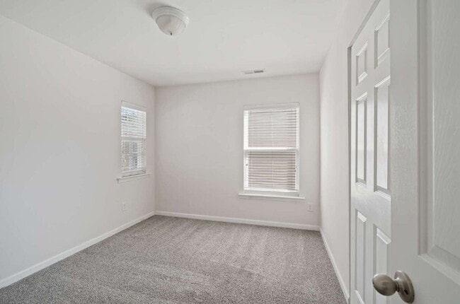 Building Photo - 4-Bedroom Home in Lexington Park at Amberl...