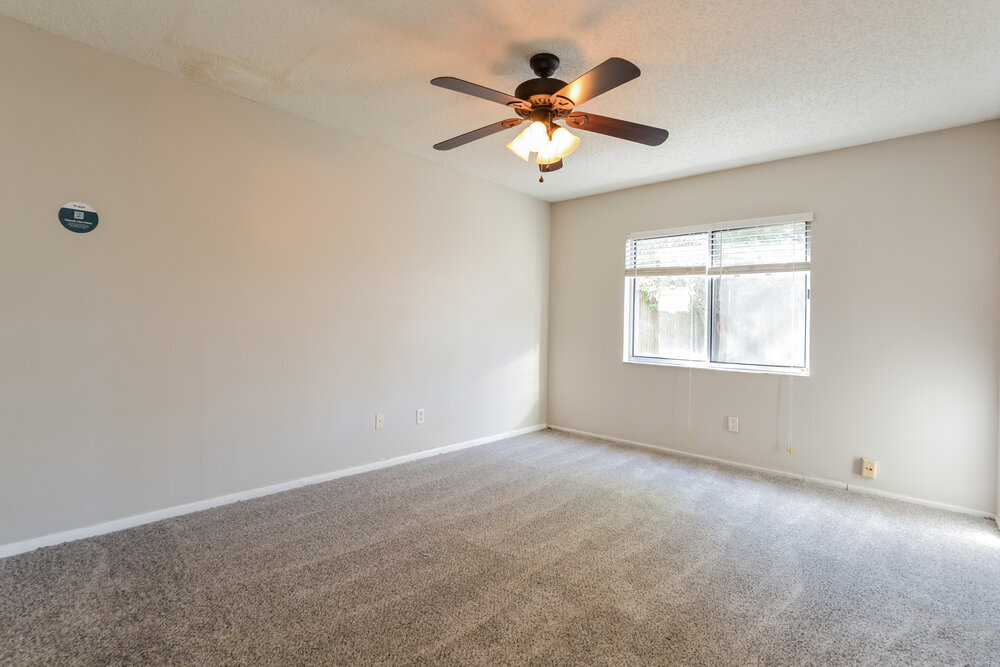 Building Photo - 490 Chicago Woods Cir