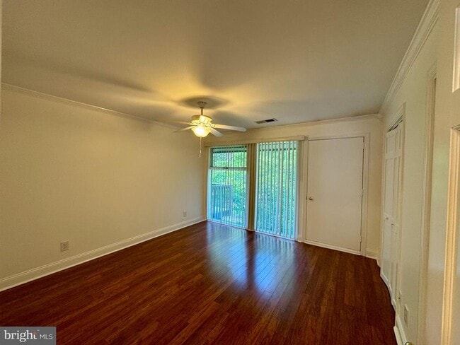 Building Photo - 34 Darien Way