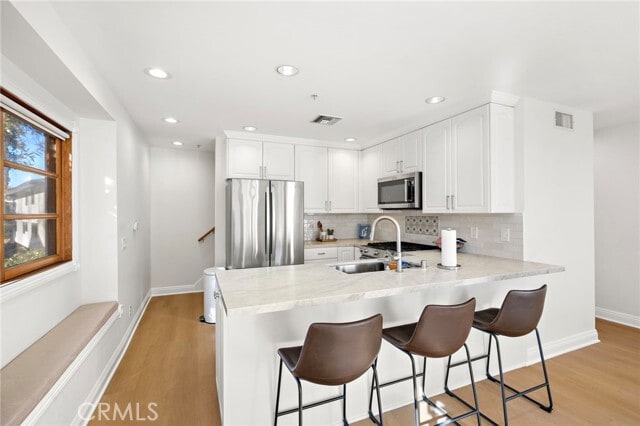 Building Photo - 416 Avenida Santa Barbara