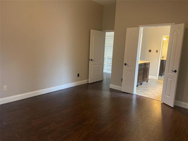 Building Photo - 1696 Yosemite Dr