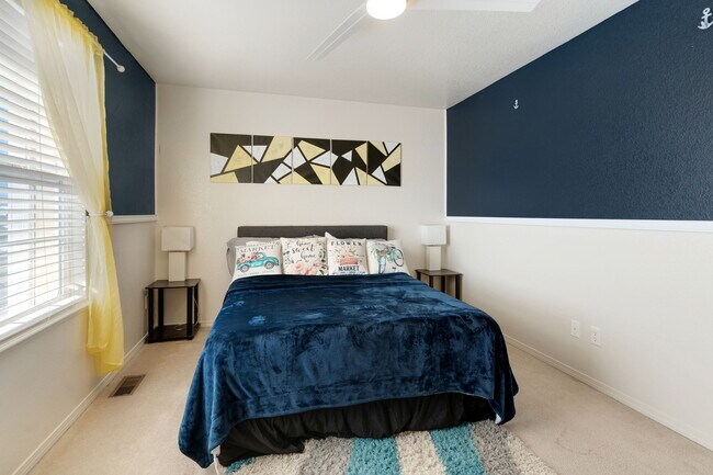 Building Photo - 6994 Ketchum Dr