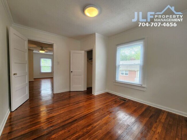 Building Photo - COMING SOON- Remodeled 2 Bed/1 Bath Home in Peaceful Salisbury!