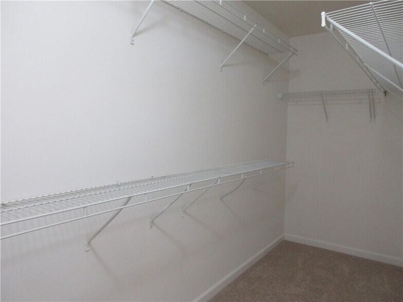 Building Photo - 4283 Winslow Hill Ct