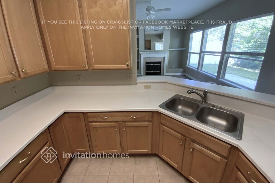 Building Photo - 209 Crooked Ct