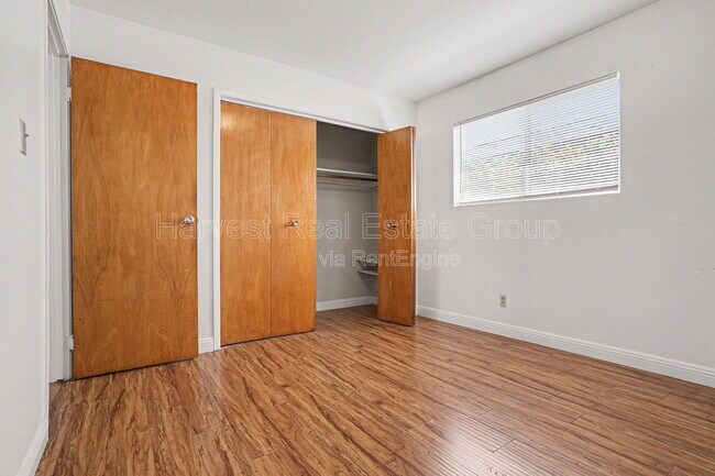 Building Photo - 3043 Blossom St