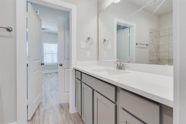 Building Photo - 7713 Rainbow Cl