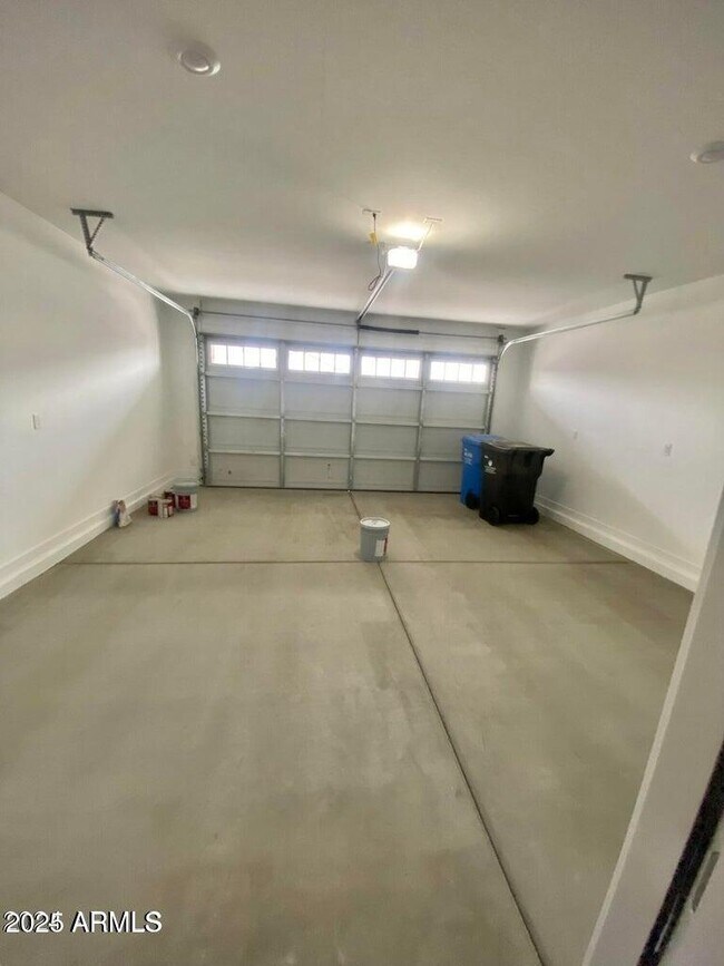 Building Photo - 9449 W Roma Ave