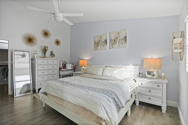 Building Photo - 4880 SW 64th Ave