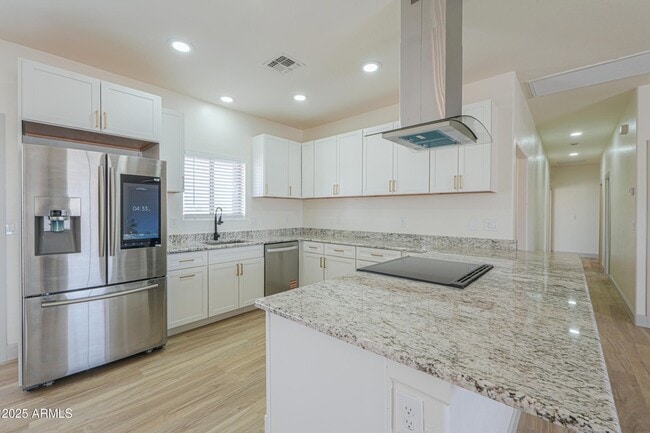 Building Photo - 10692 E American Pride Dr