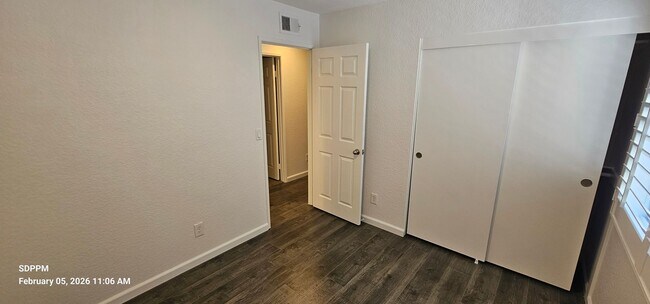 Building Photo - NORTH MIRA MESA / SAN DIEGO - Nice Renovated 4 Bedroom / 2.5 Bath House.  AVAILABLE NOW!