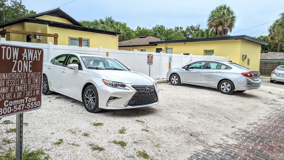 parking lot - 2344 1st Ave N