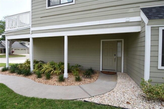 Building Photo - 26 Landings Ln