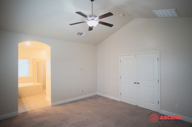 Building Photo - Remarkable 4 Bedroom Home With Office!