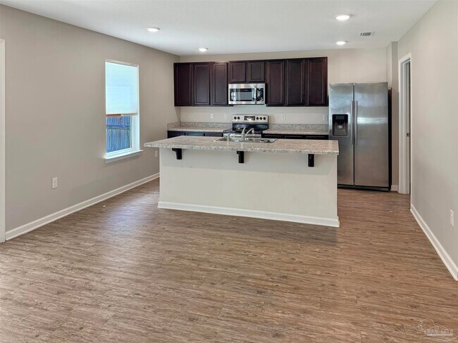 Building Photo - 5777 Blackhorse Cir