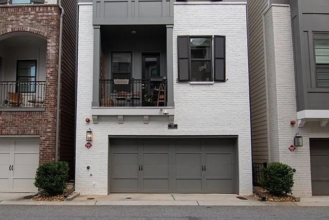 Building Photo - 625 Broadview Terrace NE