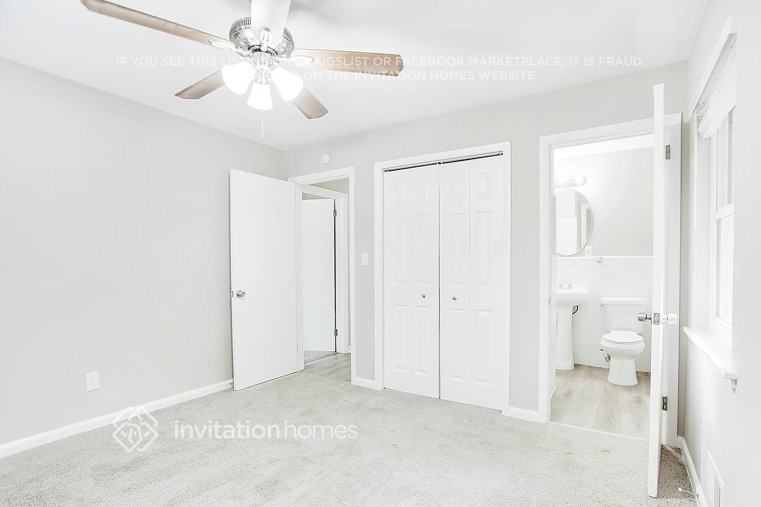 Building Photo - 2434 Shamrock Dr