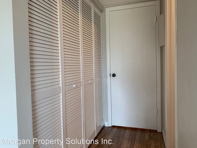 Building Photo - 4575 S Texas Ave