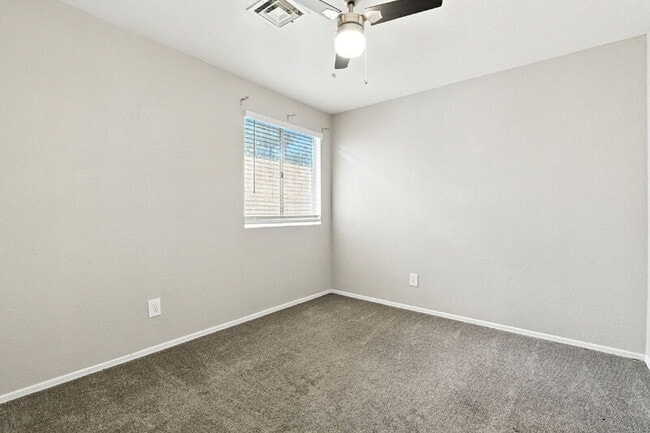 Building Photo - 4105 E Frye Rd