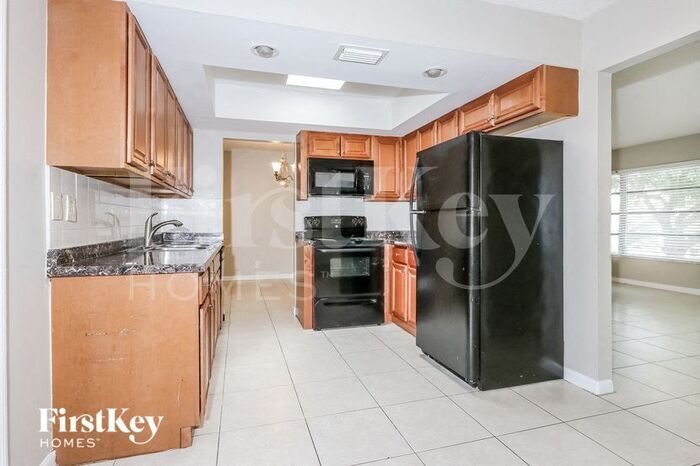 Building Photo - 7401 NW 58th St