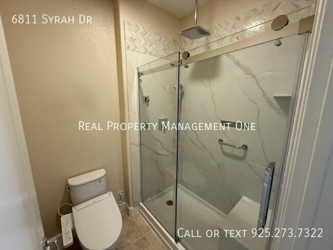Building Photo - 6811 Syrah Dr