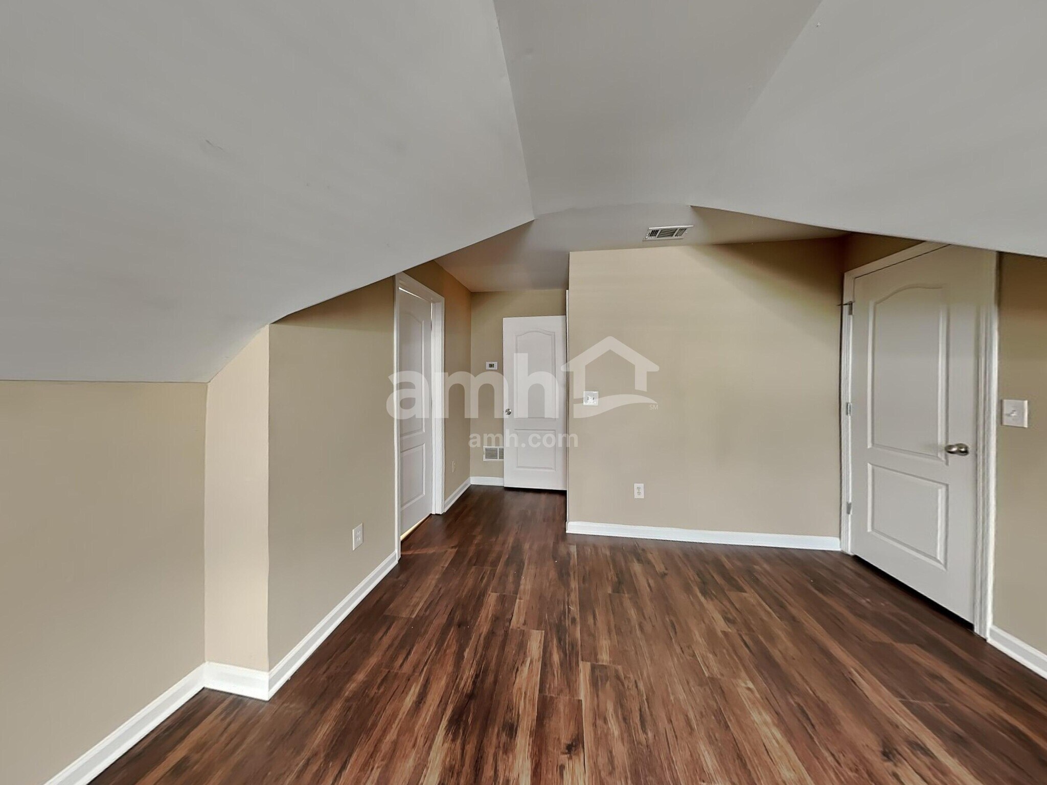 Building Photo - 1351 Tumblerock Ct