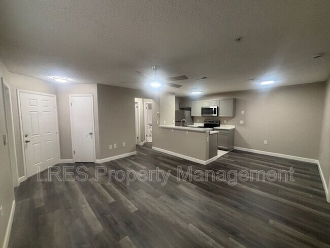 Building Photo - 958 Salt Pond Pl