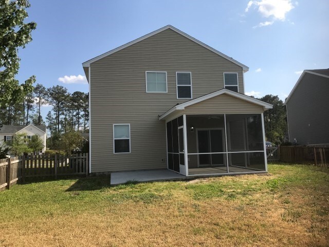 Building Photo - 77 Hamilton Grove Dr