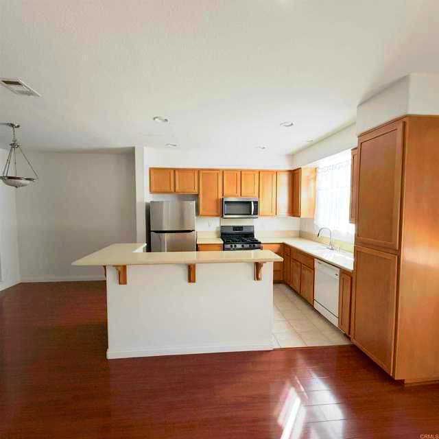 Building Photo - 1021 L Ave