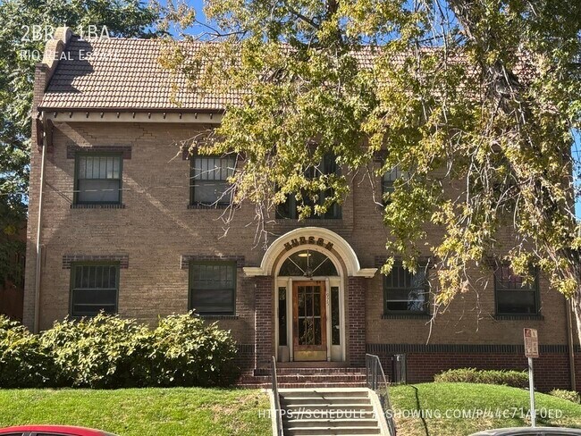 Building Photo - 975 N Washington St