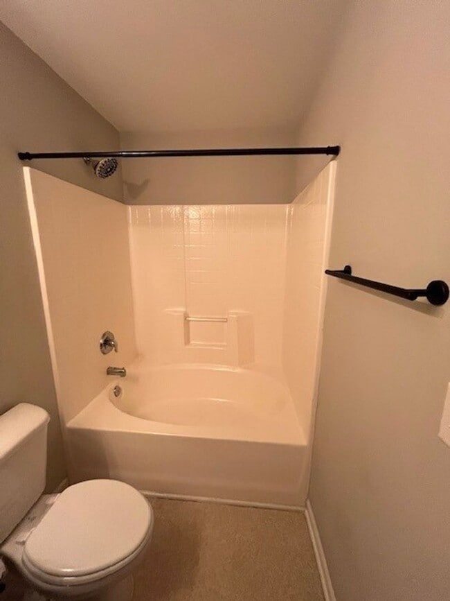 Building Photo - Welcome to this well-appointed 3-bedroom, 2-bath home in Leland, NC