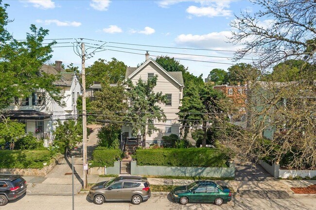 Building Photo - 407 N MacQuesten Pkwy